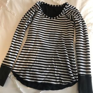 Lululemon Women’s reversible long sleeve shirt